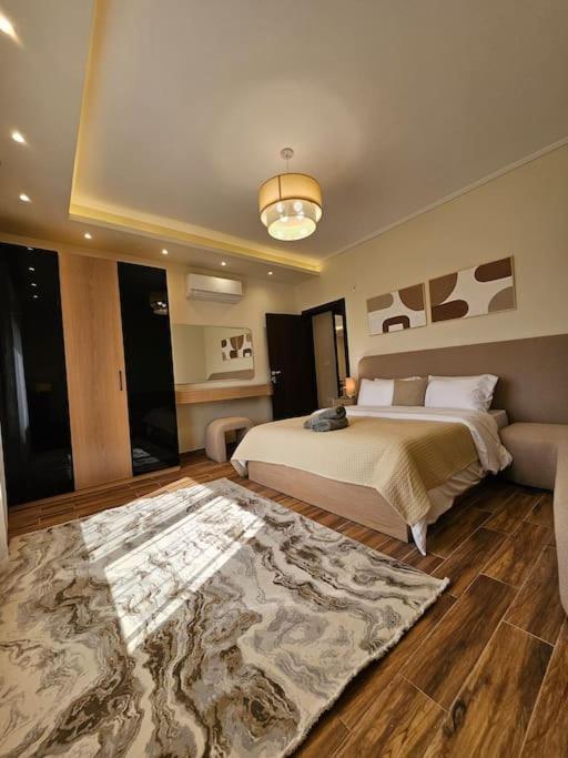 Apartment Luxury 2 Bedroom By A1 - 301
