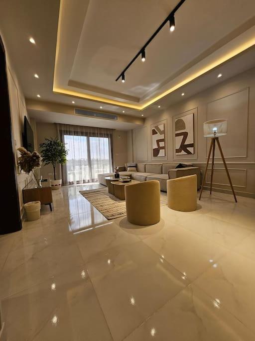 Luxury 2 Bedroom By A1 - 301