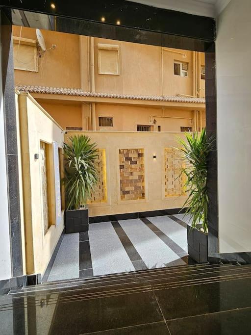 Luxury 2 Bedroom By A1 - 301 * Cairo