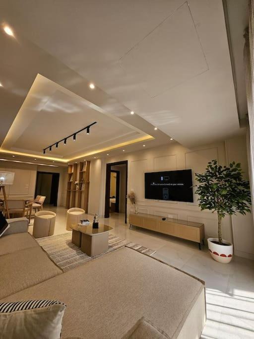 Luxury 2 Bedroom By A1 - 301 Cairo