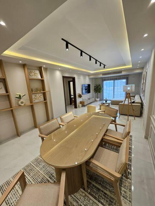 Luxury 2 Bedroom By A1 - 301 * Cairo