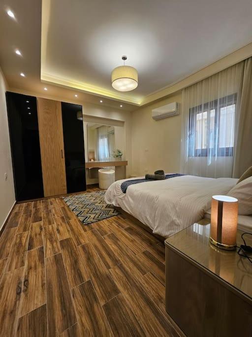 Luxury 2 Bedroom By A1 - 301 Apartment