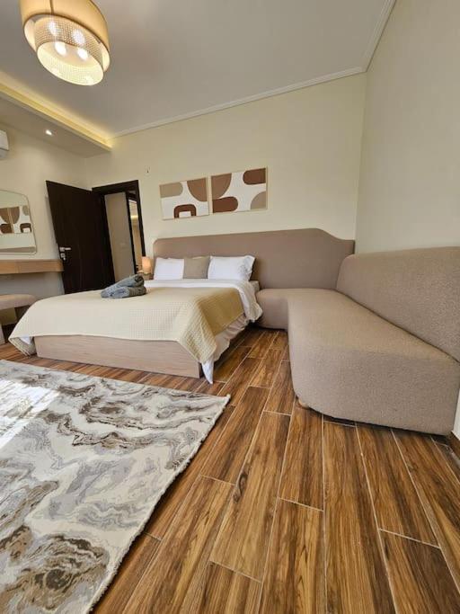 Apartment Luxury 2 Bedroom By A1 - 301